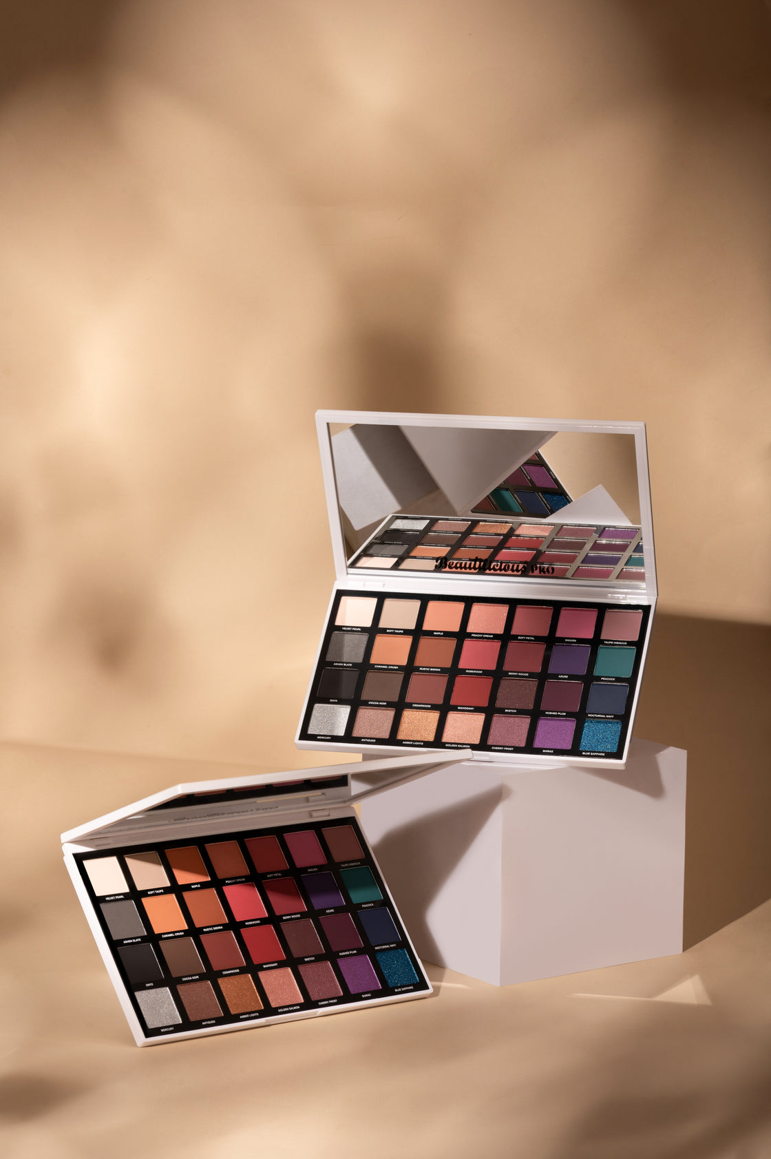 ETHEREAL HUES EYESHADOW PALETTE (28 COLOURS)