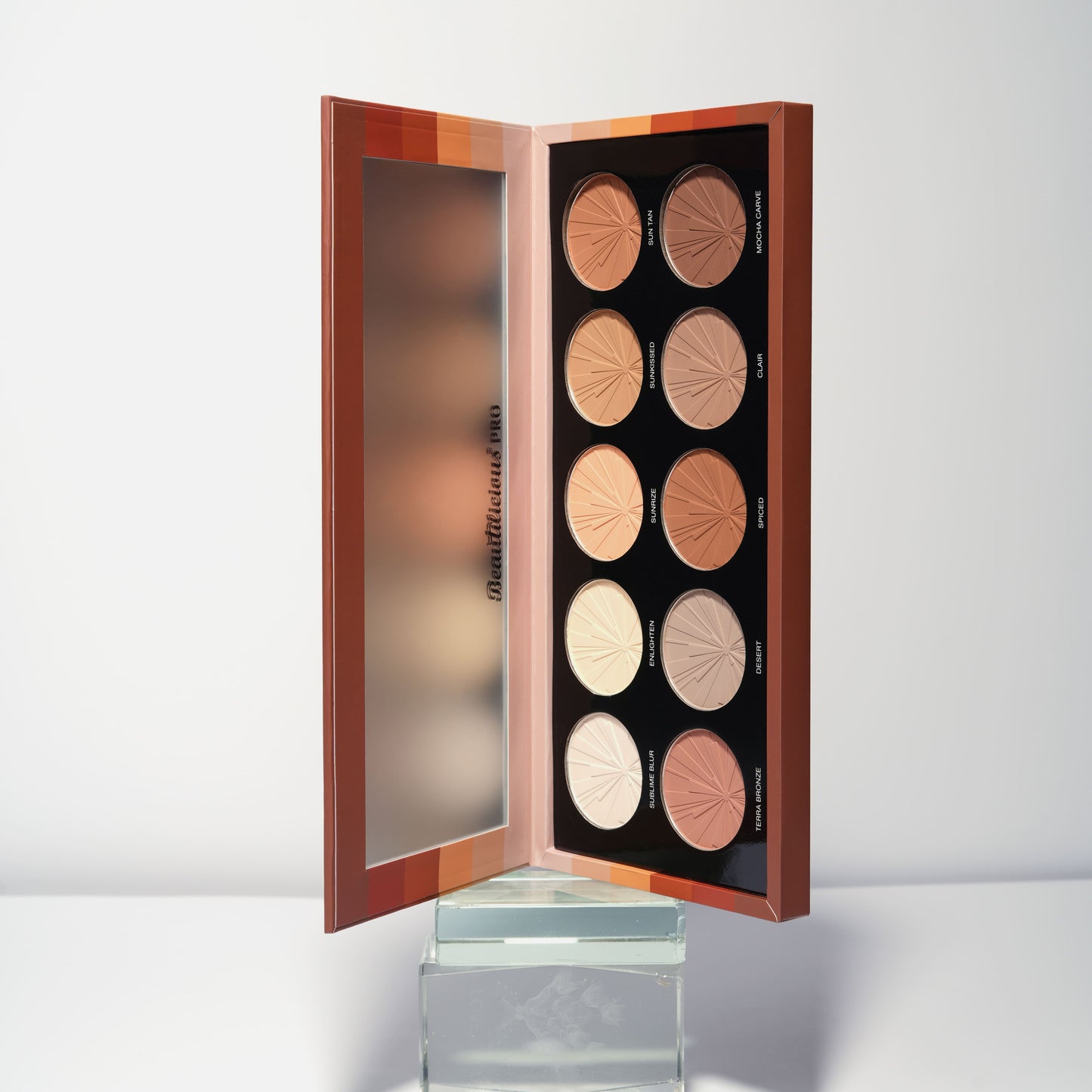 Beautilicious Chiselled face palette for under eye correction highlighting and contouring
