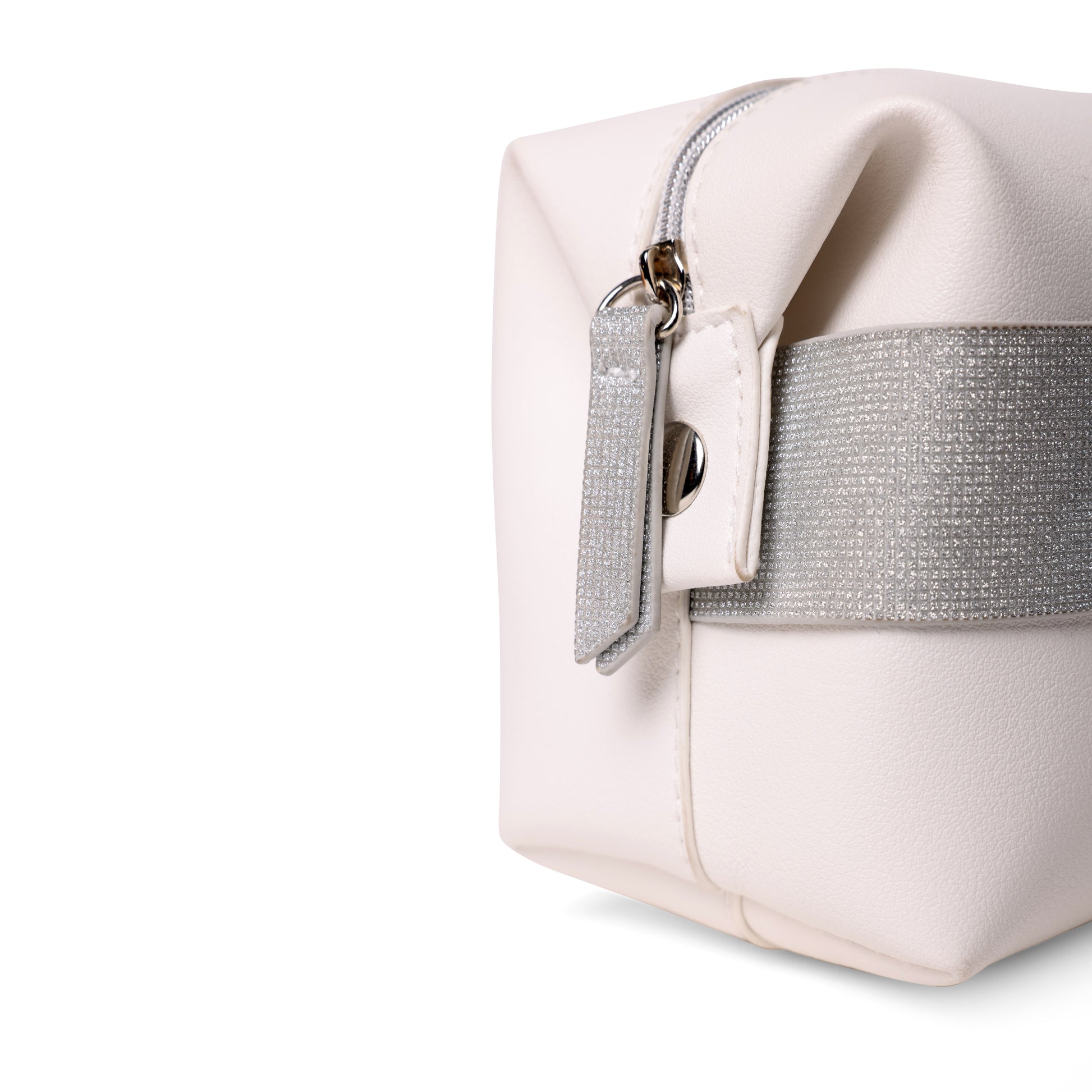Beautilicious Glittery White Pouch